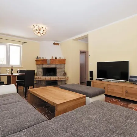 Davorka In - Haus Fuer 8 Personen