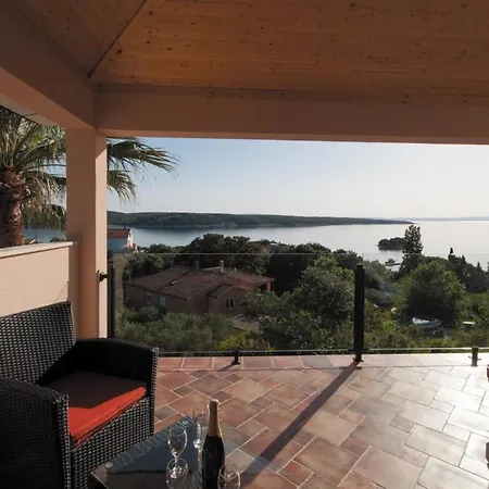 Villa Davorka In - Haus Fuer 8 Personen *