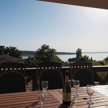 Villa Davorka In - Haus Fuer 8 Personen Supetarska Draga