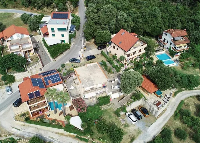 Davorka In - Haus Fuer 8 Personen * Supetarska Draga